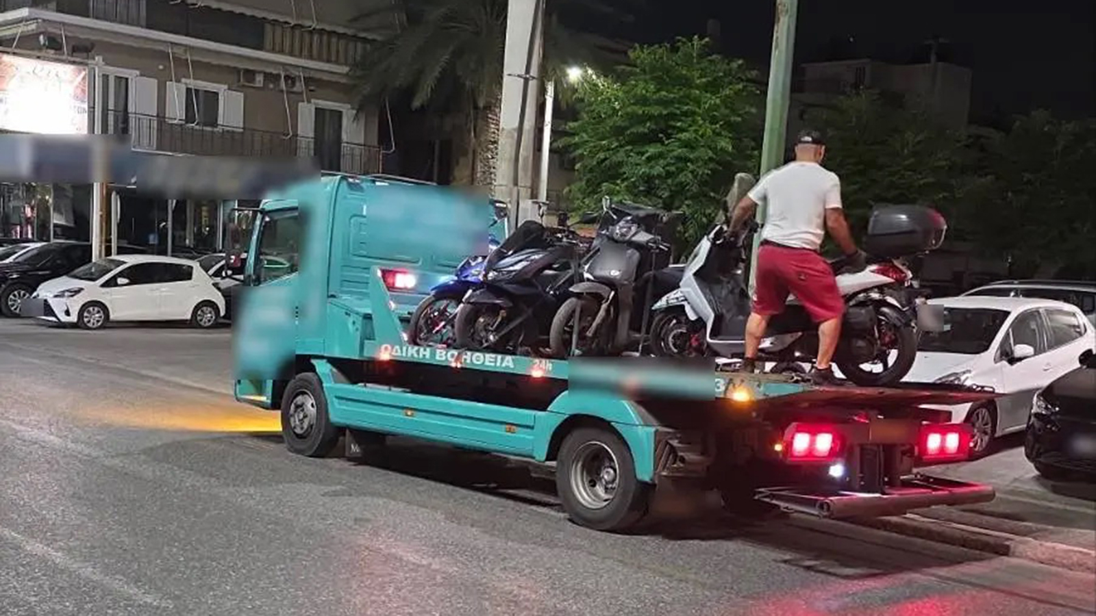 Αθήνα: 266 παραβάσεις σε ένα βράδυ -Σαρωτικοί έλεγχοι της Τροχαίας